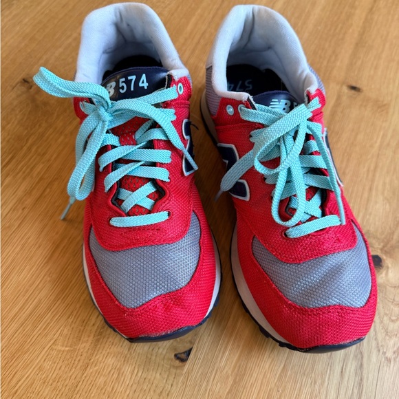 New Balance Shoes - New Balance 574 sneakers women’s size 9 men’s 7 EUC